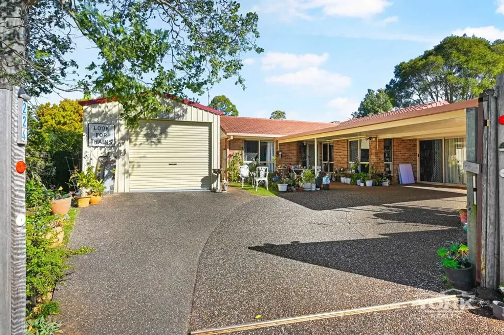 224 Stenner Street, Middle Ridge, QLD 4350
