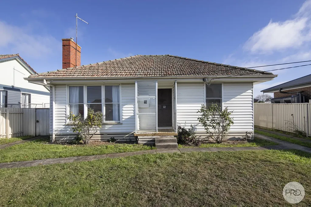 NEAT AND TIDY TWO BEDROOM IN WENDOUREE