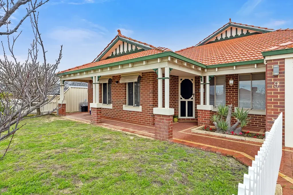9 Duart Pass, Kinross, WA 6028