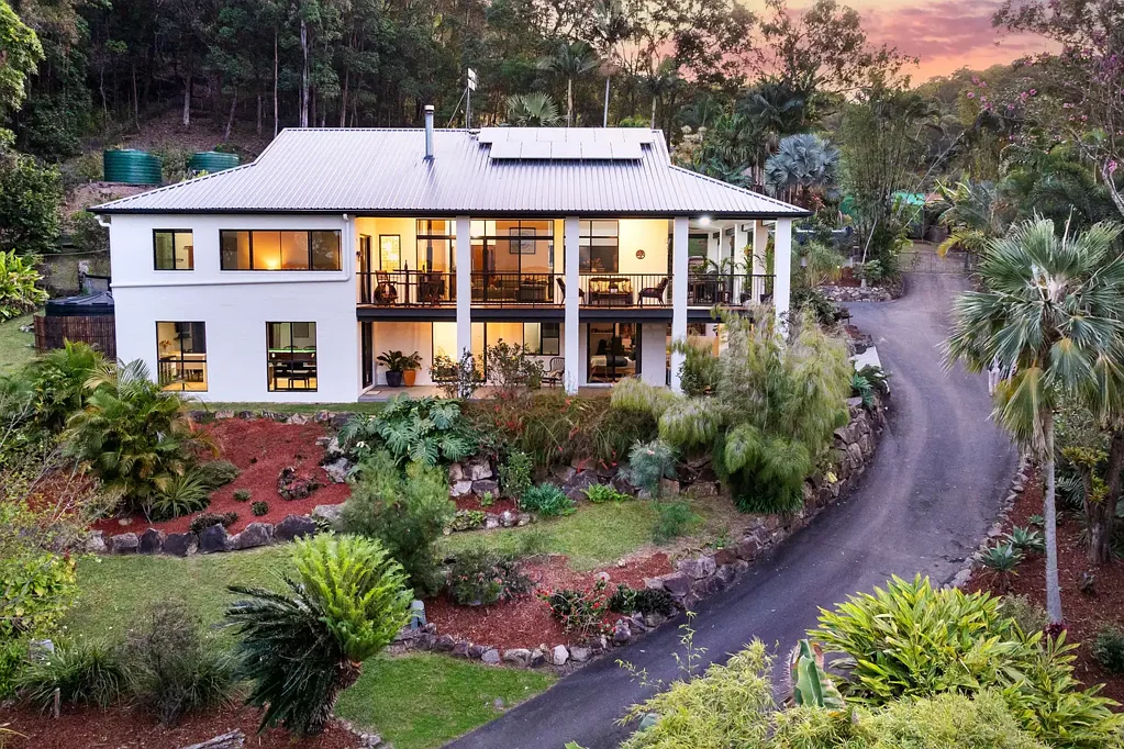 Valdora  Avalon – Sustainable Acreage Living Just Minutes from Coolum Beach