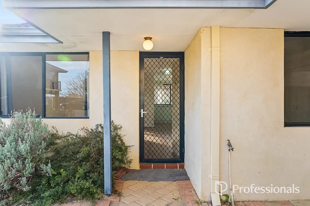 Viveash 3chambre Peaceful Riverside Living in a Private Freestanding Villa