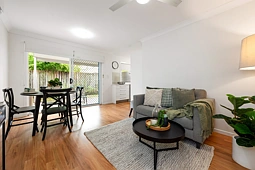 2/31 Vera Street, Greenslopes
