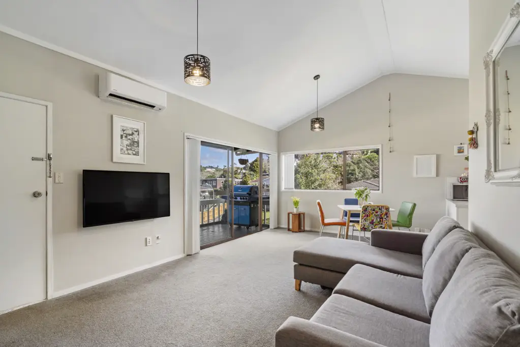 Browns Bay 2Zimmer Urgent Sale - Owners Must Sell!