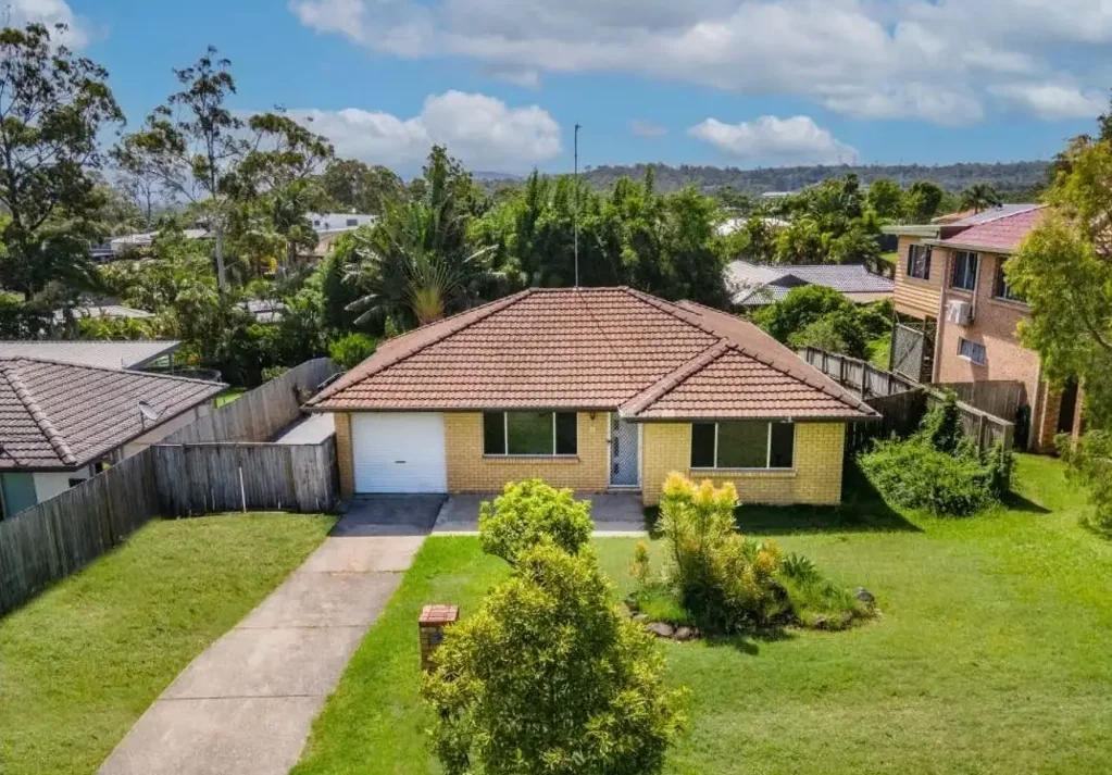 Beautiful 4 Bedroom Home in a Fantastic Ashmore Location