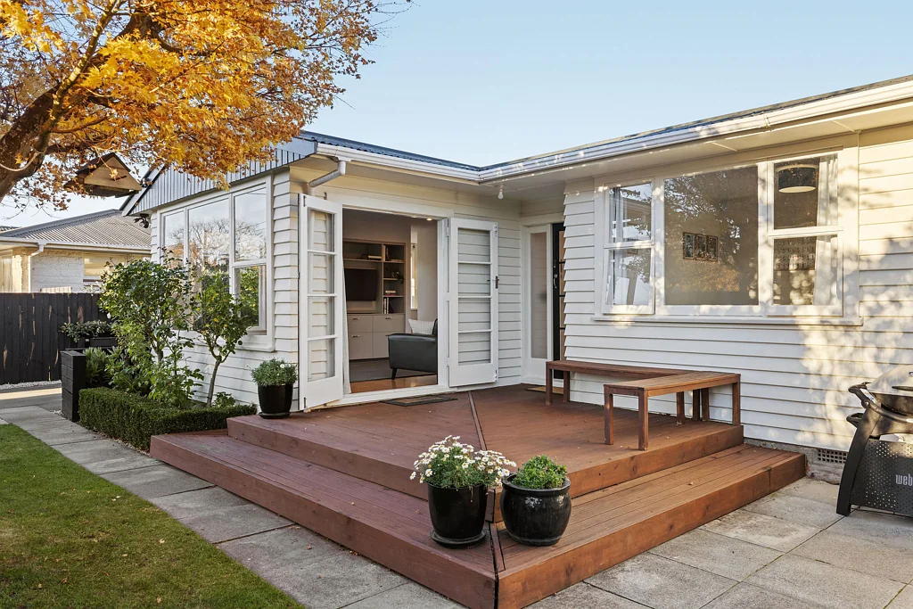 Bishopdale 3房  Act Fast - Motivated Vendors Want This Sold!