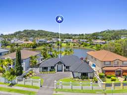 170 Dunlin Drive, Burleigh Waters