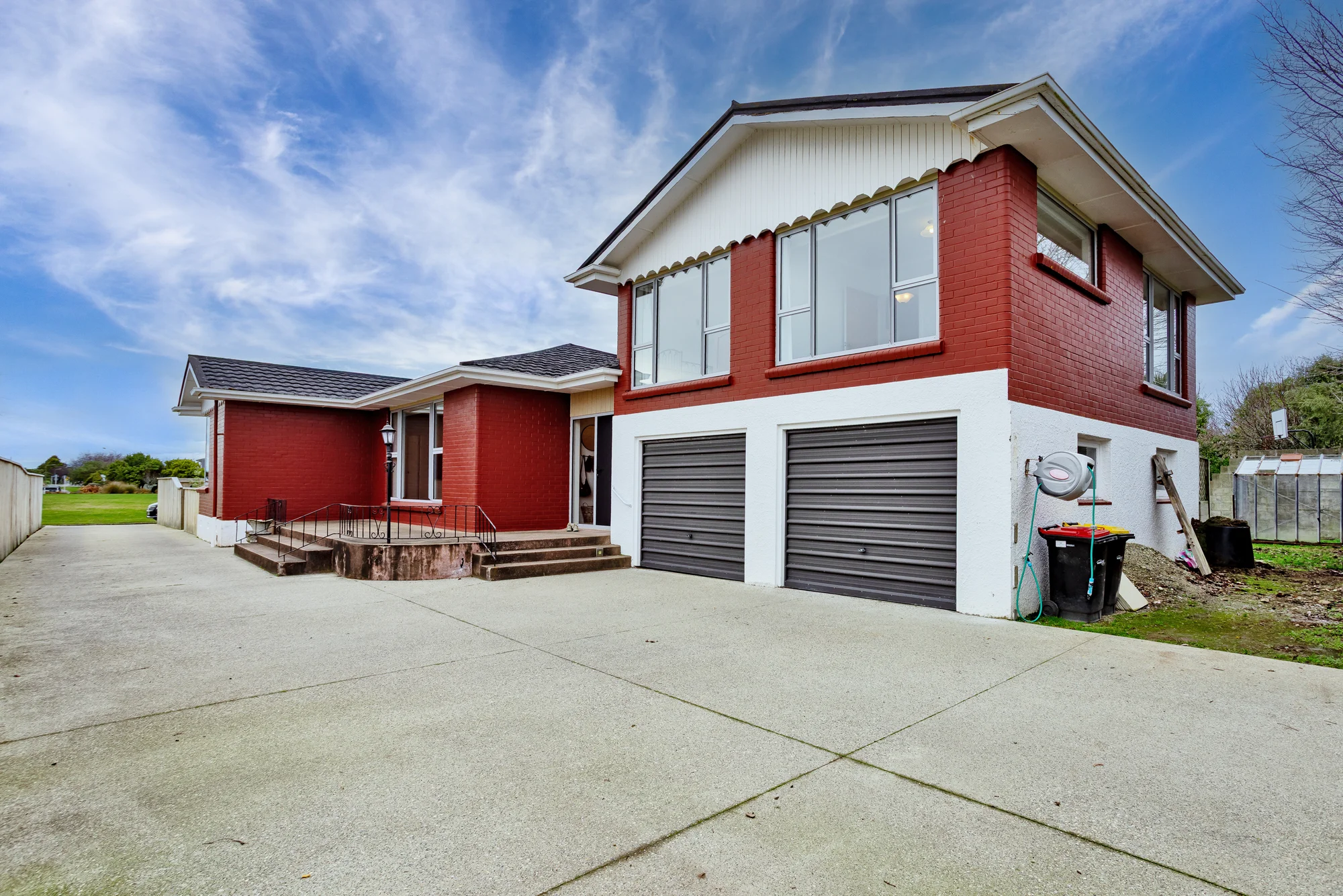 Rosedale 4બેડરૂમ Rosedale’s Full Package Four Bedrooms
