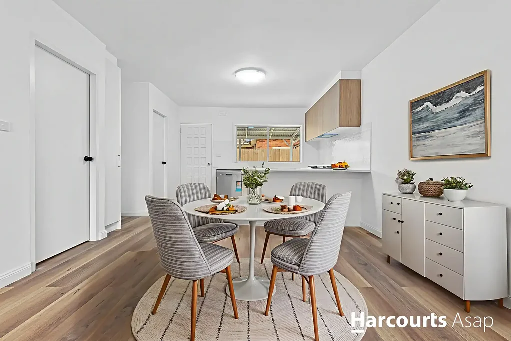 Charming Dandenong Retreat Awaits You!