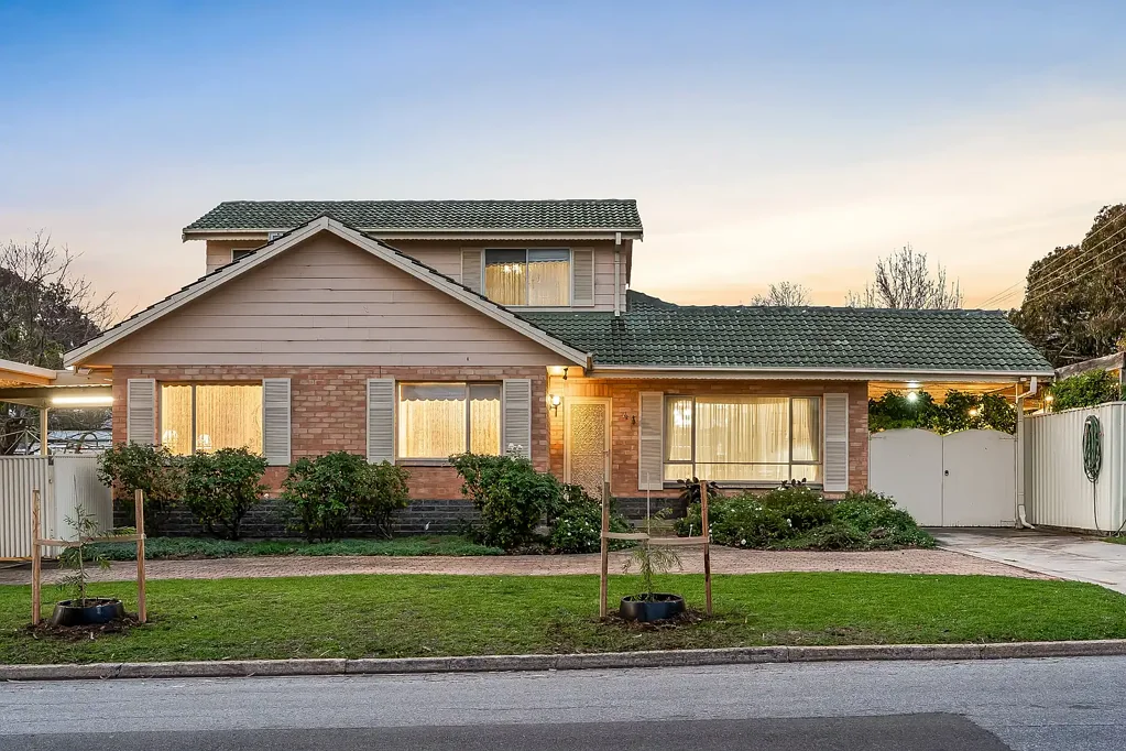 4 Vinall Road, Modbury, SA 5092