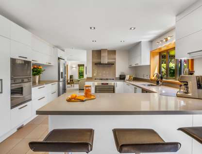 215 Sparks Road, Hoon Hay, Christchurch, Canterbury, 4房, 2浴, 乡村别墅