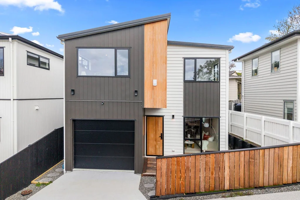 Browns Bay 4Kwarto Top School Zones, Modern Family Comfort