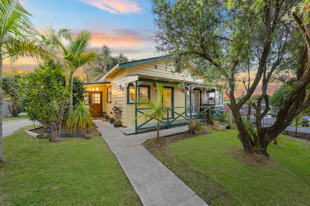 14 Mcleod Road, Henderson, Waitakere City, Auckland