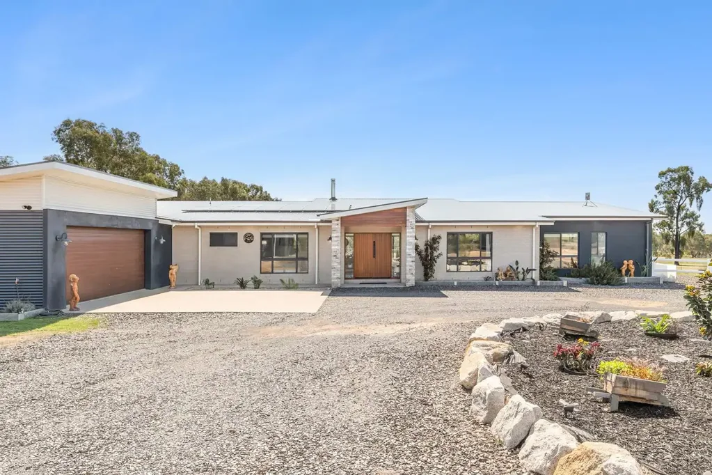 Barnawartha 4房  Modern Country Living on 7.7ha