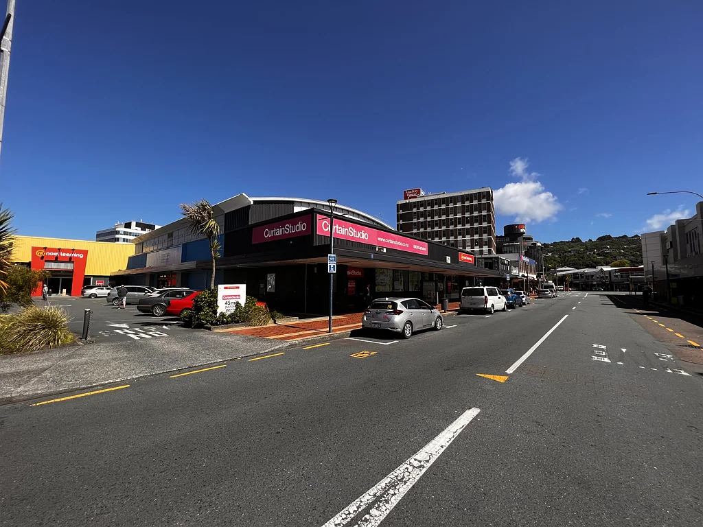 Lower Hutt 22 Shared Car parks!