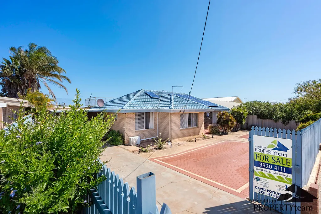 Geraldton 3ਬੈੱਡਰੂਮ Charming Urban Retreat at 31 Ainsworth Street, Geraldton
