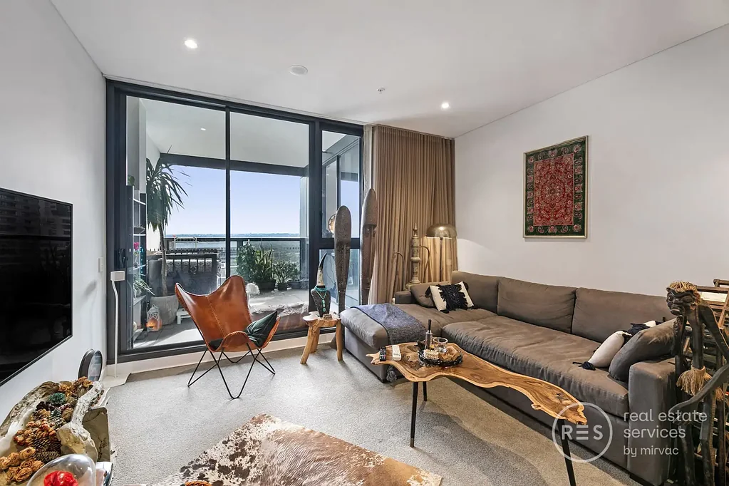 Stylish 1-Bedroom Apartment with a Sleek, Functional Study Nook at Sydney Olympic Park