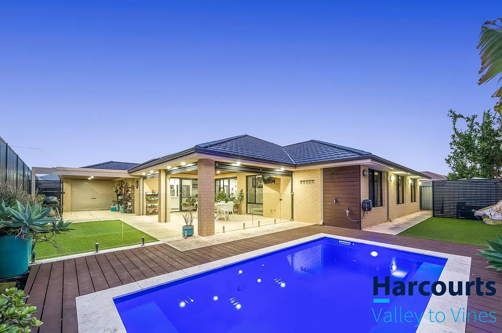 71 Amethyst Parkway, Aveley, WA 6069