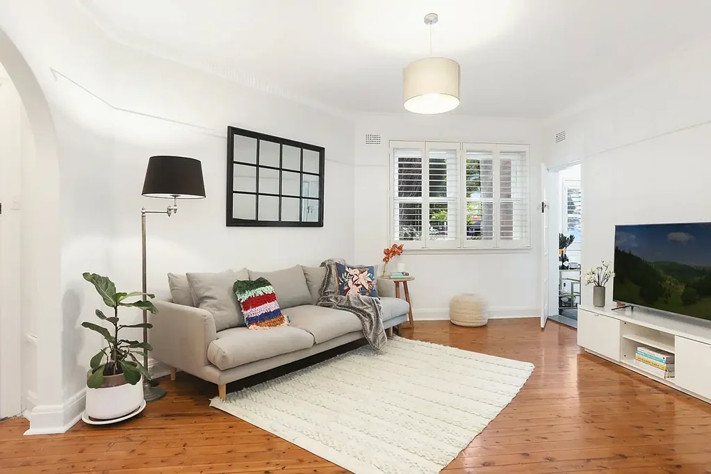 Naremburn 2房 底层 Art Deco 公寓 Ground Floor Art Deco Apartment