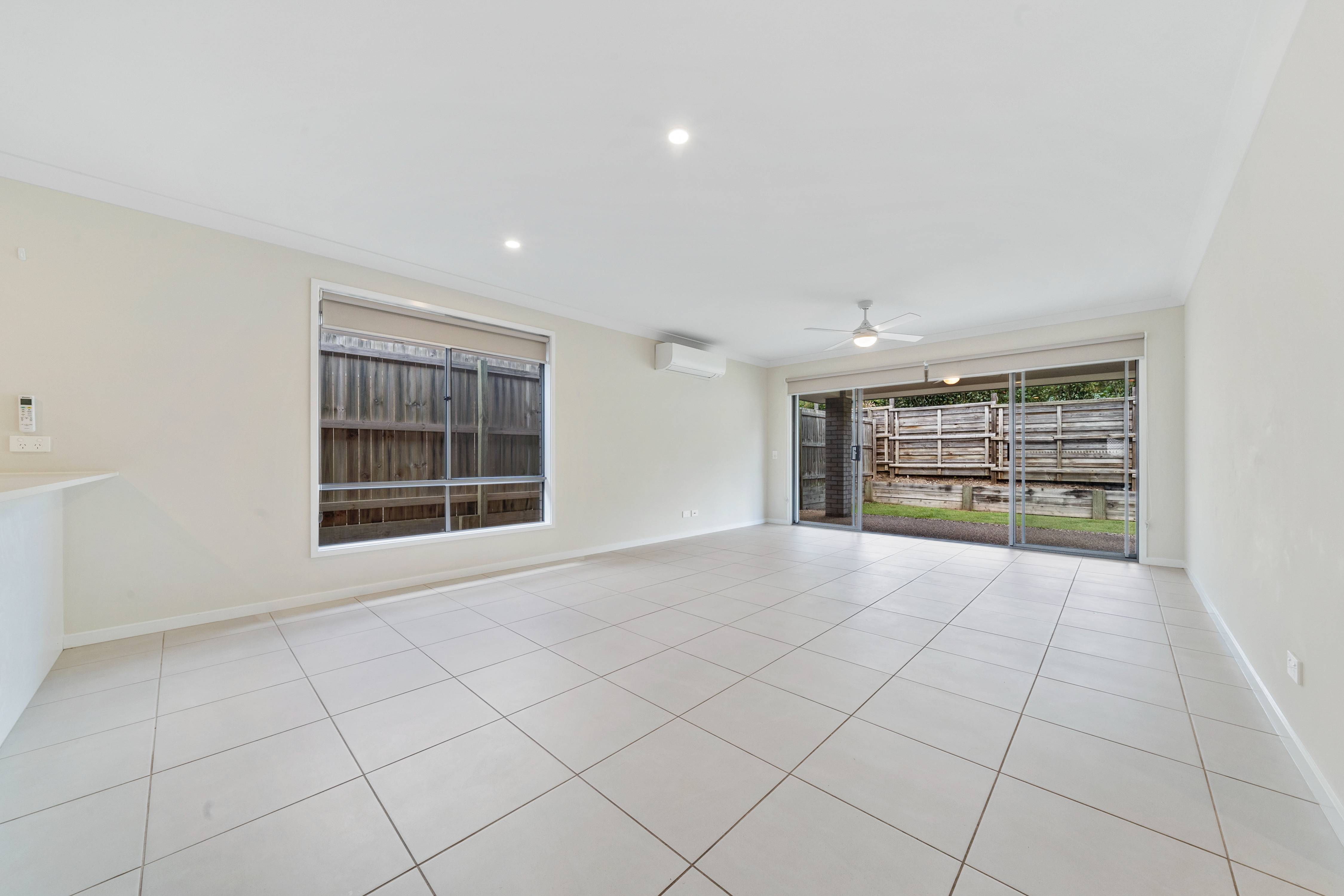 16 SEIDLER ST, LOGAN RESERVE QLD 4133, 0 habitaciones, 0 baños, House