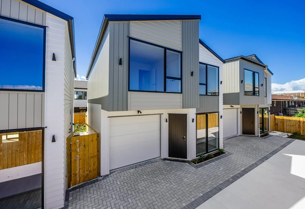 Papatoetoe 4कमरा ONE LOT AVAILABLE – DON’T MISS OUT!