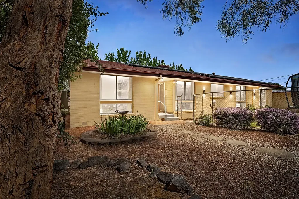 6 Nyawi Place, Giralang, ACT 2617