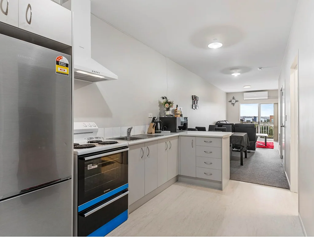 17/242 Great North Road, Henderson, Waitakere City, Auckland