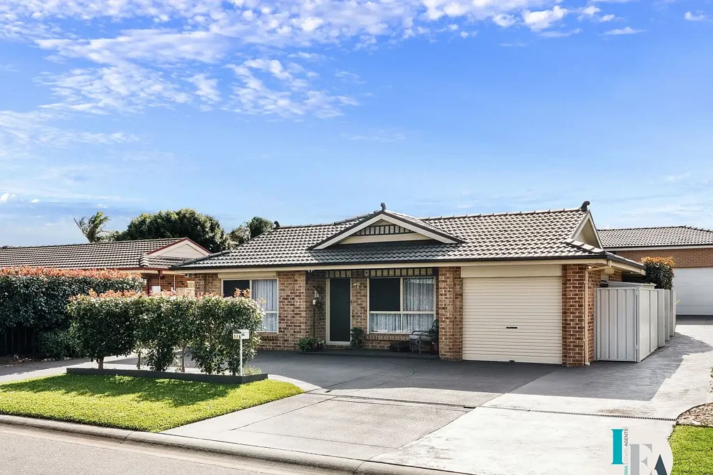 Albion Park Rail 3房  House Space and Villa Convenience - plus space for the boat and van!