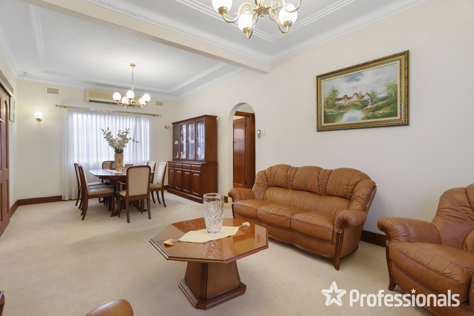 2 SIMMONS RD, KINGSGROVE NSW 2208, 0房, 0浴, House