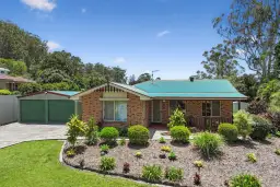 10 Knowles Place, Glass House Mountains