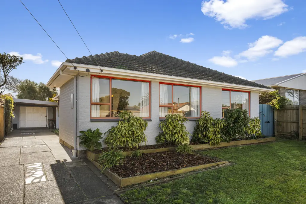New Brighton 4部屋 Tonnes of potential - BELOW THE RV!