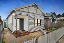 19 Robbs Road, West Footscray