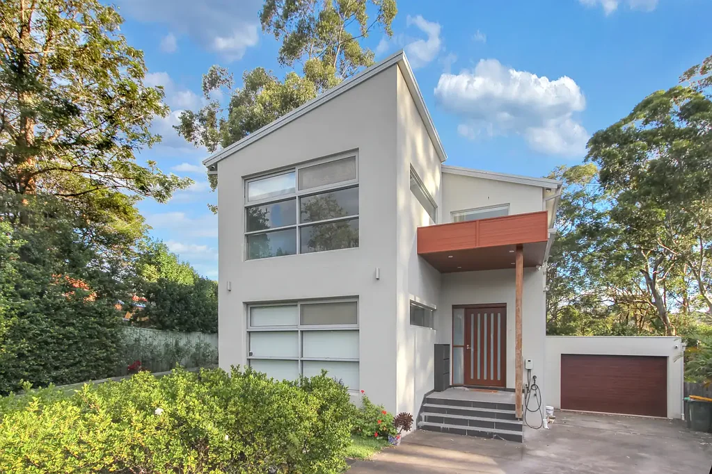 Spacious energy efficient Family Home with Park Views & EV Charger