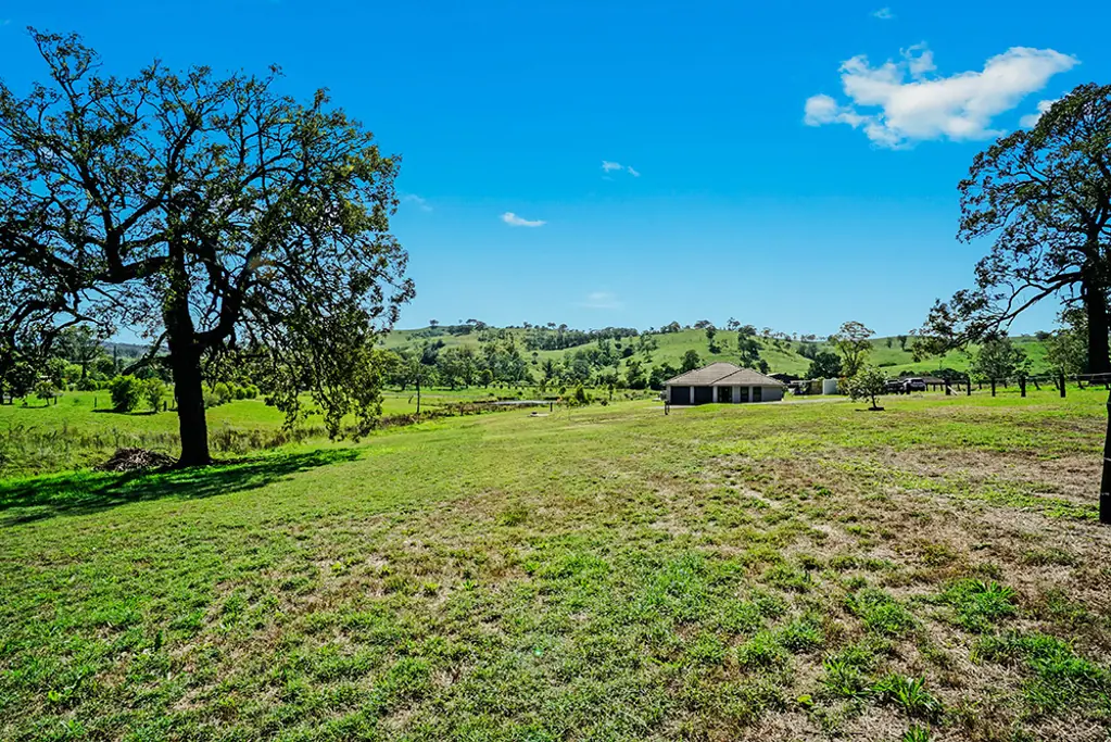 East Gresford Rural Lifestyle Living at Your Fingertips