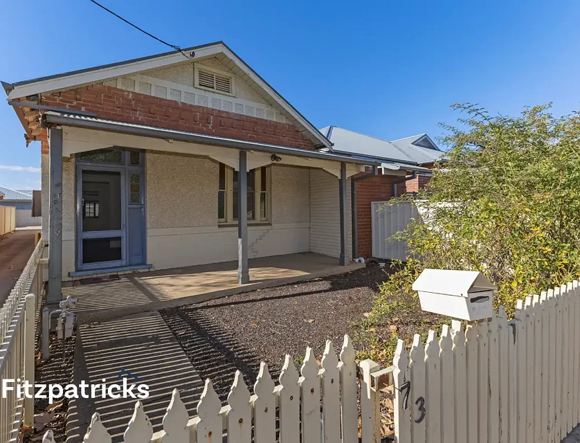 73 Docker Street, Wagga Wagga, NSW 2650, 3 ਕਮਰੇ, 2 ਬਾਥਰੂਮ, House
