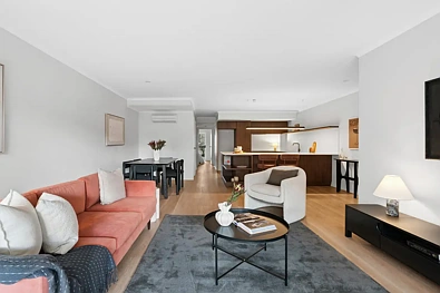 Kingston 2 Bedroom Stunningly Renovated Spacious Two Bedroom