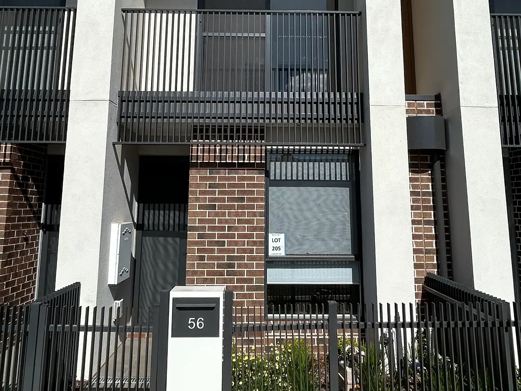 Contempary light filled Townhouse