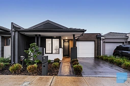 12 Pigato Crescent, Deanside