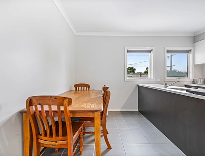 3B Haymes Crescent, Golden Point, VIC 3350, 2 Kuwarto, 2 Banyo, Townhouse