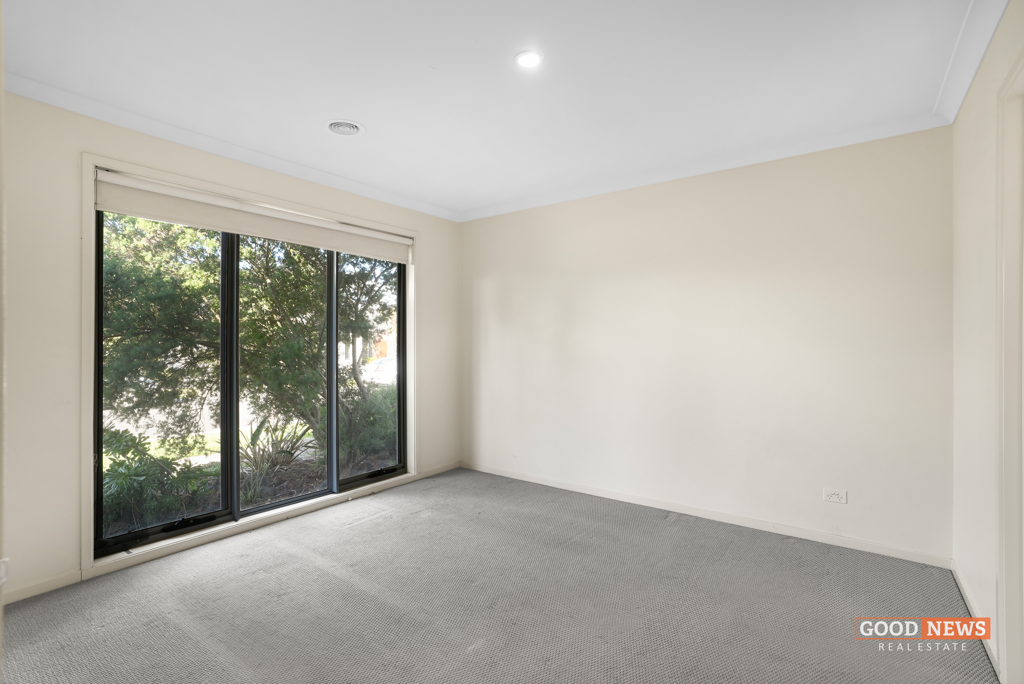 8 LAMBERTIA CR, MANOR LAKES VIC 3024, 0 Kuwarto, 0 Banyo, House