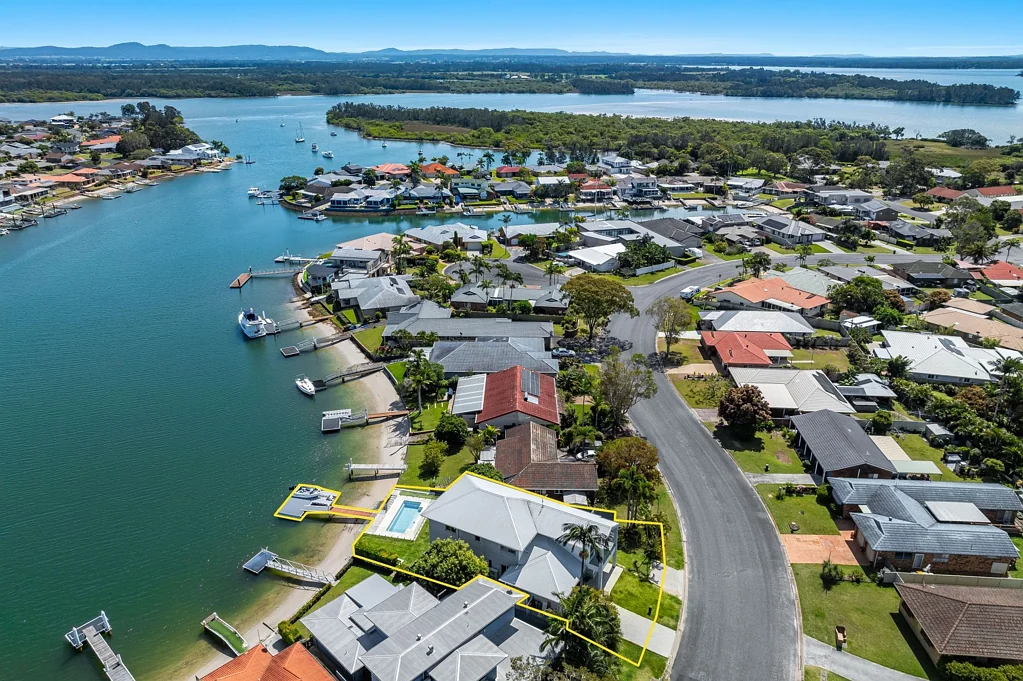 37 Melaleuca Drive, Yamba, NSW 2464