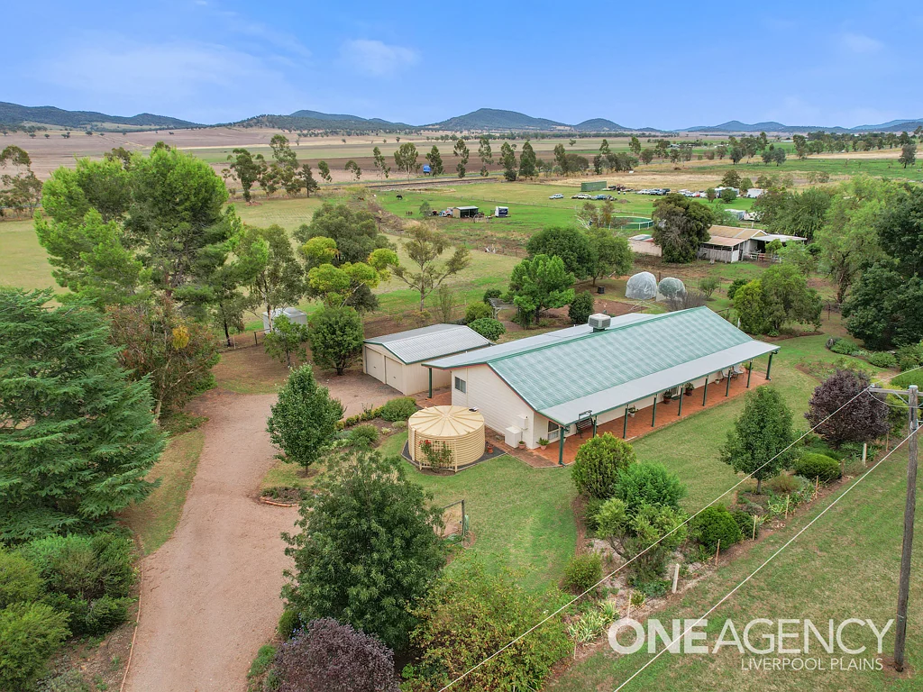 Werris Creek 4Habitaciones Comfortable family home with gorgeous rural views!