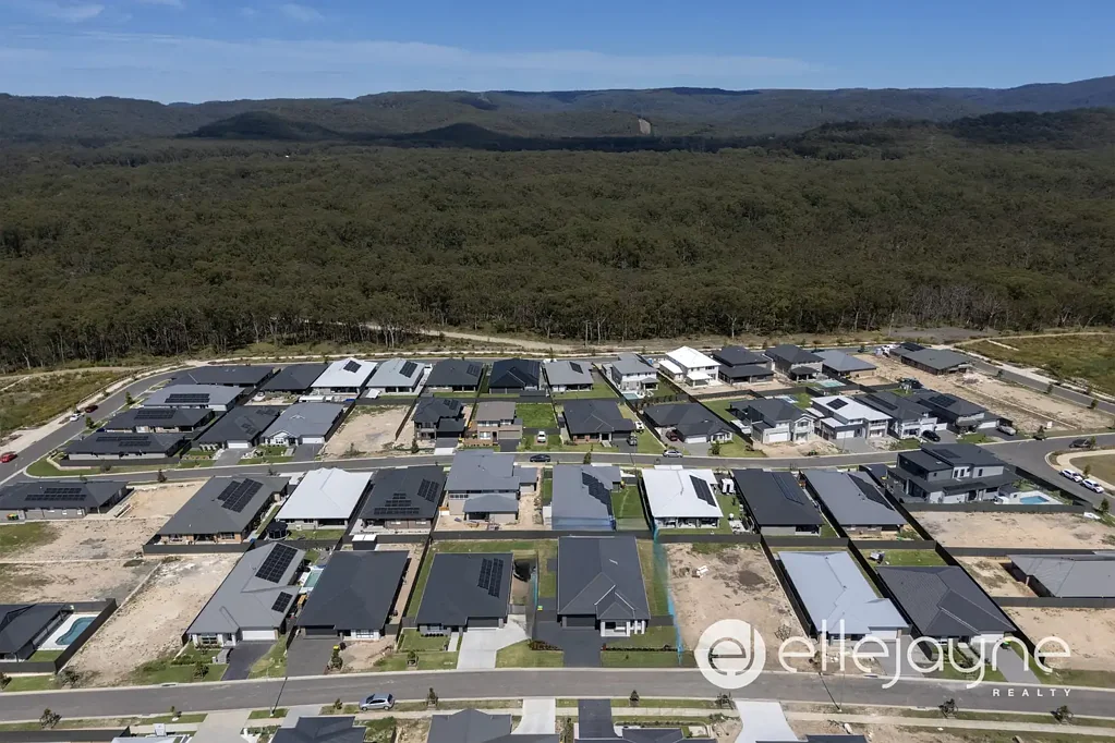 13 Piertenpole Lane, Cooranbong, NSW 2265