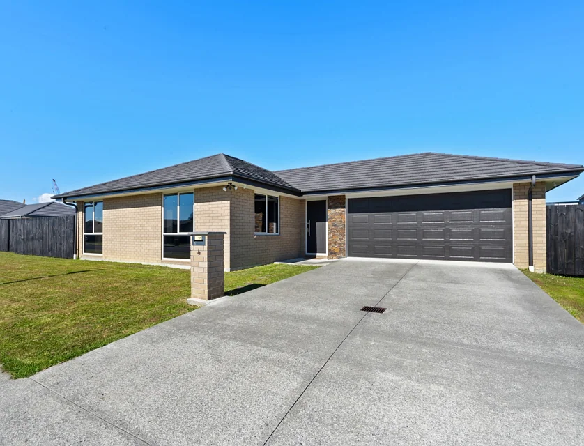 4 Captain Mitchell Drive, Opaheke, Papakura, 4房, 2浴, 整租独立别墅