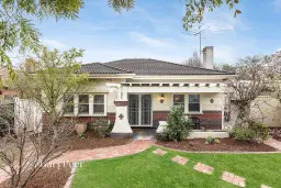 303 Bambra Road, Caulfield South