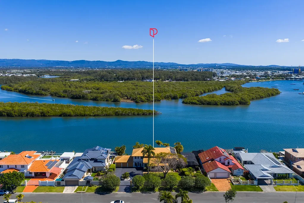 Paradise Point 5ਬੈੱਡਰੂਮ Rare Dual-Lot Waterfront Estate - Development Potential + Grand Family Living