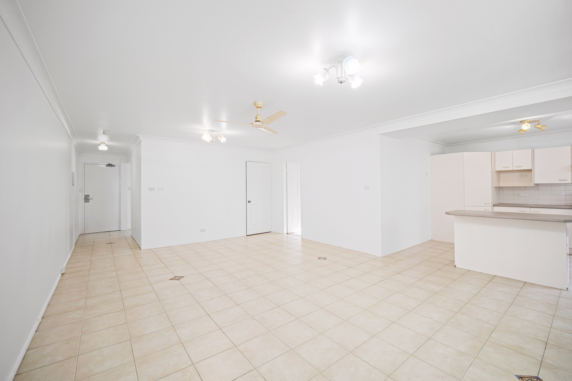 UNIT 4 3 LAKE ST, TUNCURRY NSW 2428, 0 침실, 0 욕실, Unit