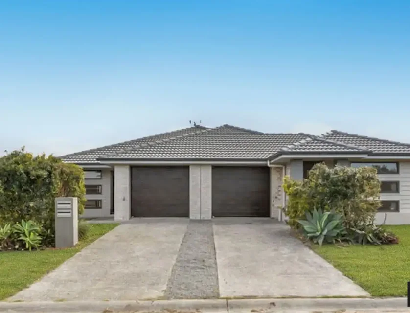 42 Scribbly Gum Circuit, Caboolture, Moreton Bay Region, 5房, 3浴, House