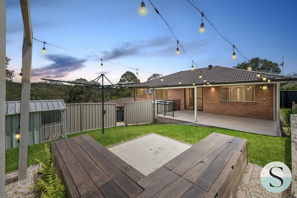 4 Advance Drive, Woodrising, NSW 2284