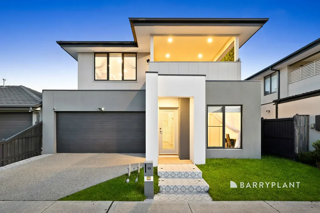 13 Alcott Way, Officer, VIC 3809