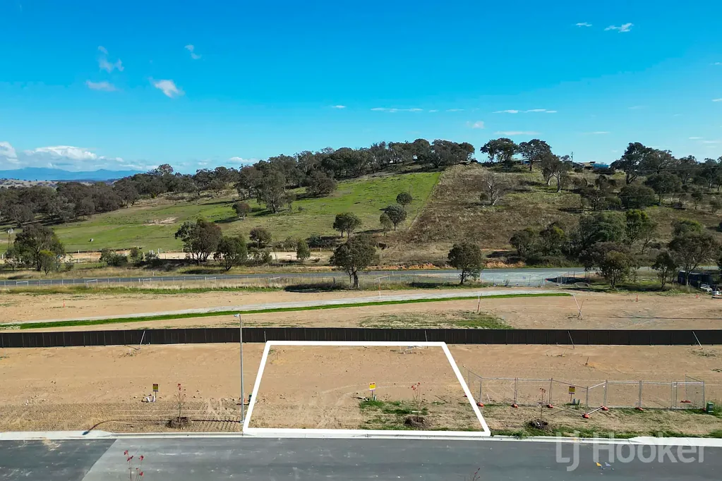 57 McCauley Avenue, Googong, NSW 2620